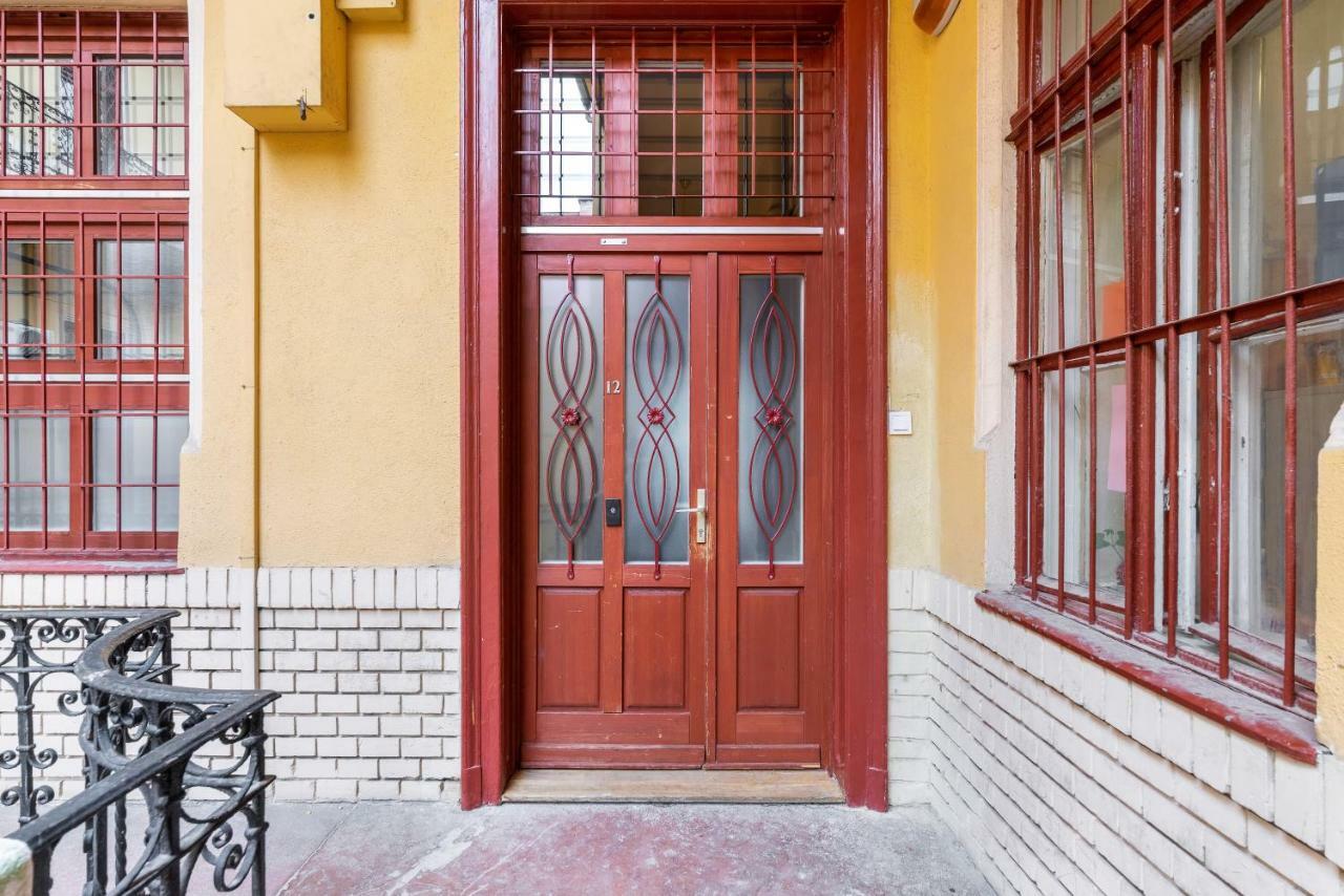 Spacious Victorian Residence By Grand Boulevard Budapest Exterior photo